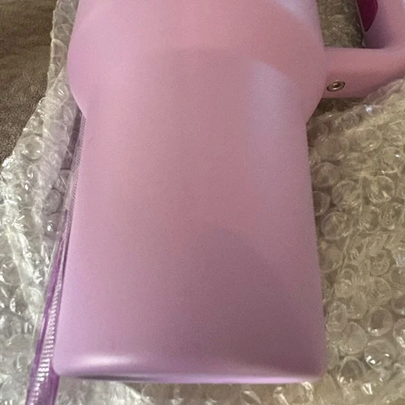 Olivia Rodrigo Purple Tumbler with Artistic Design NWT! - Picture 3 of 10